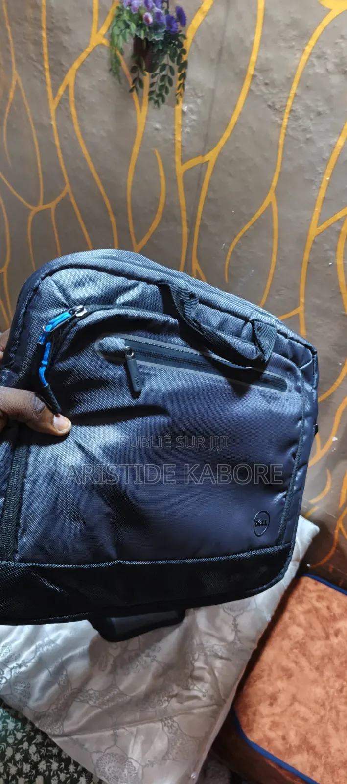 Sacs Mallette Pour Ordinateur Portable Et Bureau Très Bonnes Qualités