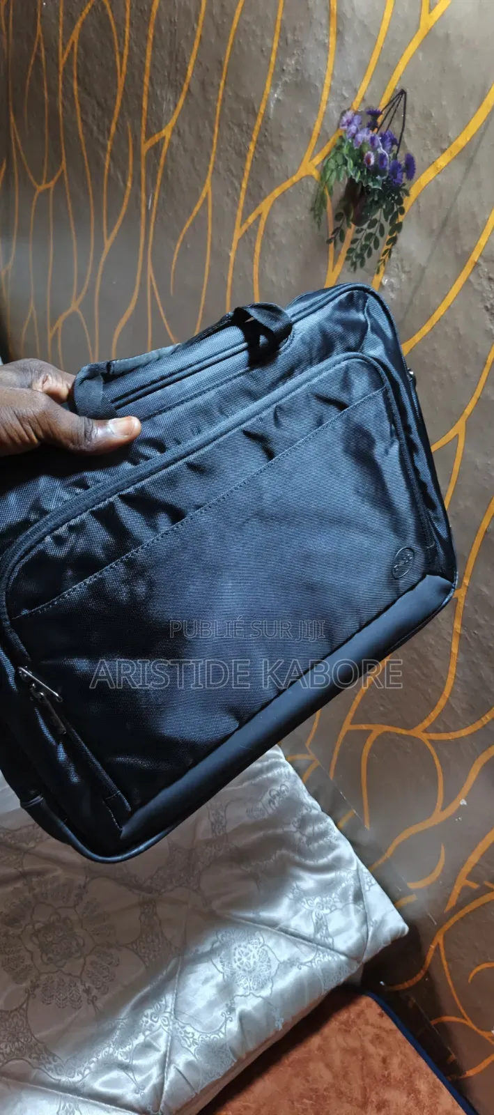 Sacs Mallette Pour Ordinateur Portable Et Bureau Très Bonnes Qualités