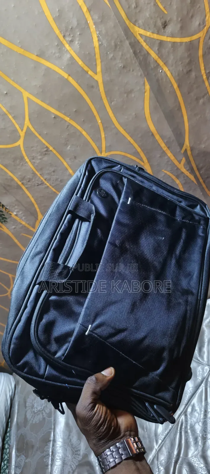 Sacs Mallette Pour Ordinateur Portable Et Bureau Très Bonnes Qualités