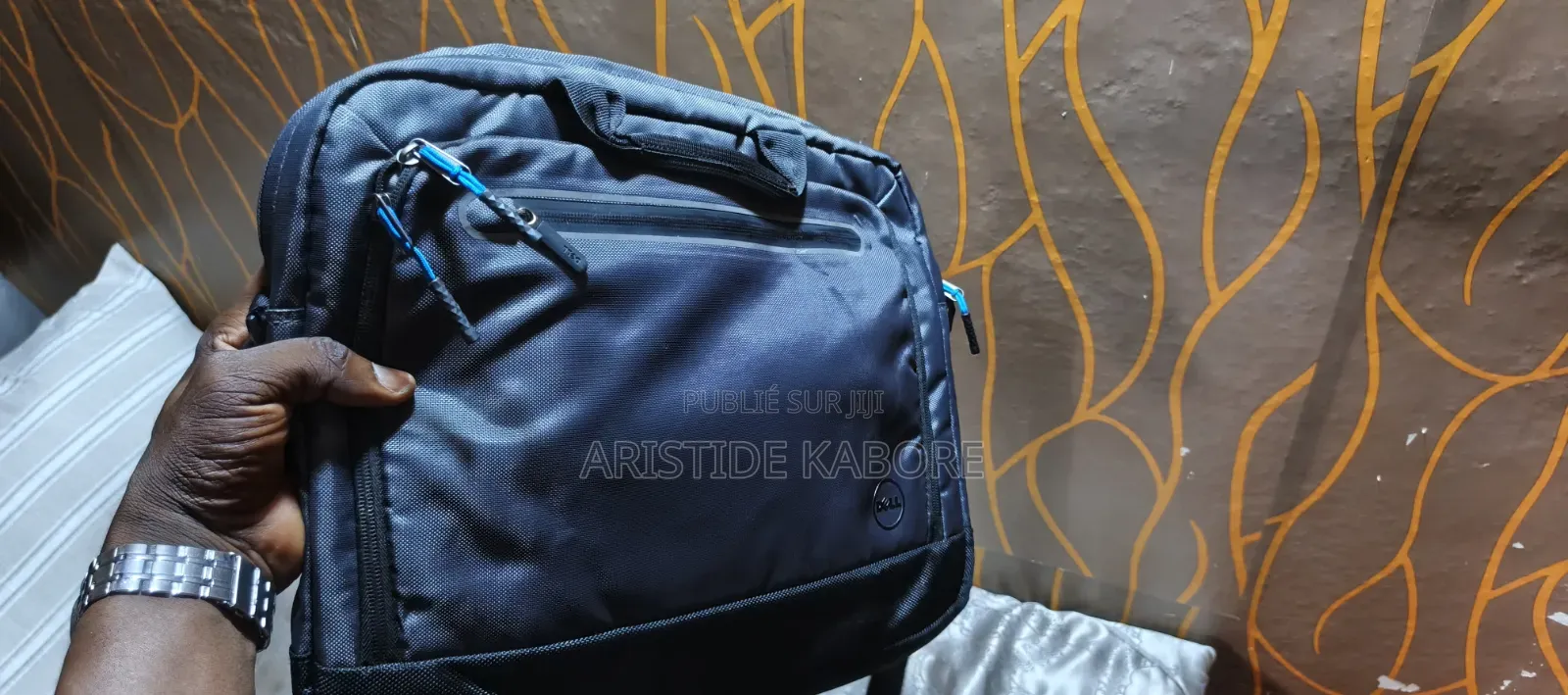 Sacs Mallette Pour Ordinateur Portable Et Bureau Très Bonnes Qualités