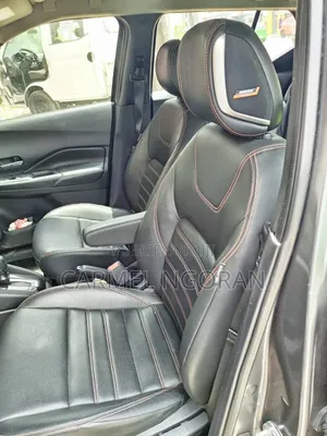 Nissan Kicks 2021 Gris