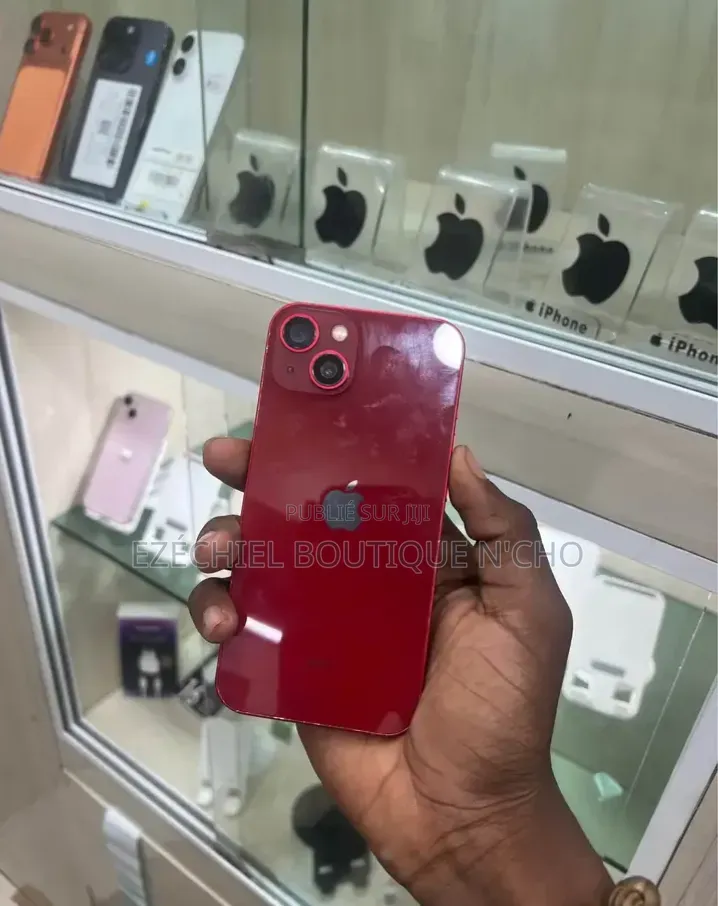 Nouveau Apple iPhone 13 128 GB Rouge