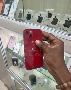 Nouveau Apple iPhone 13 128 GB Rouge