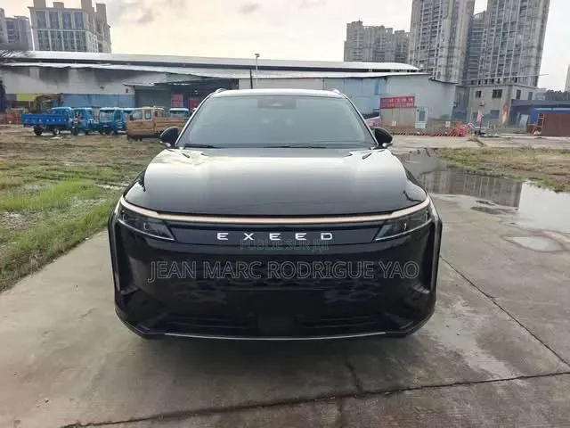 Nouveau Exeed Sterra ET 2026 Noir
