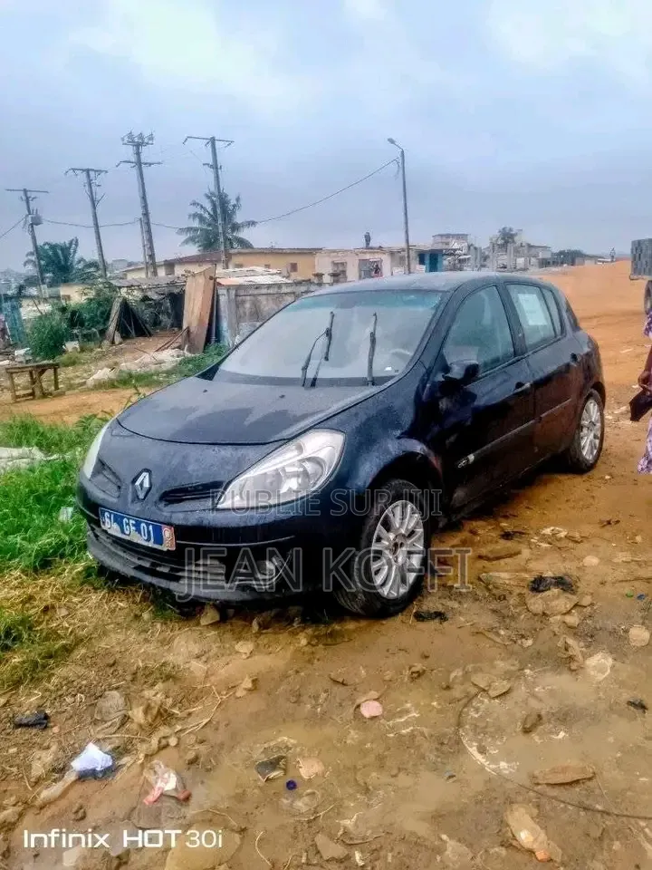 Renault Clio 2010 Noir