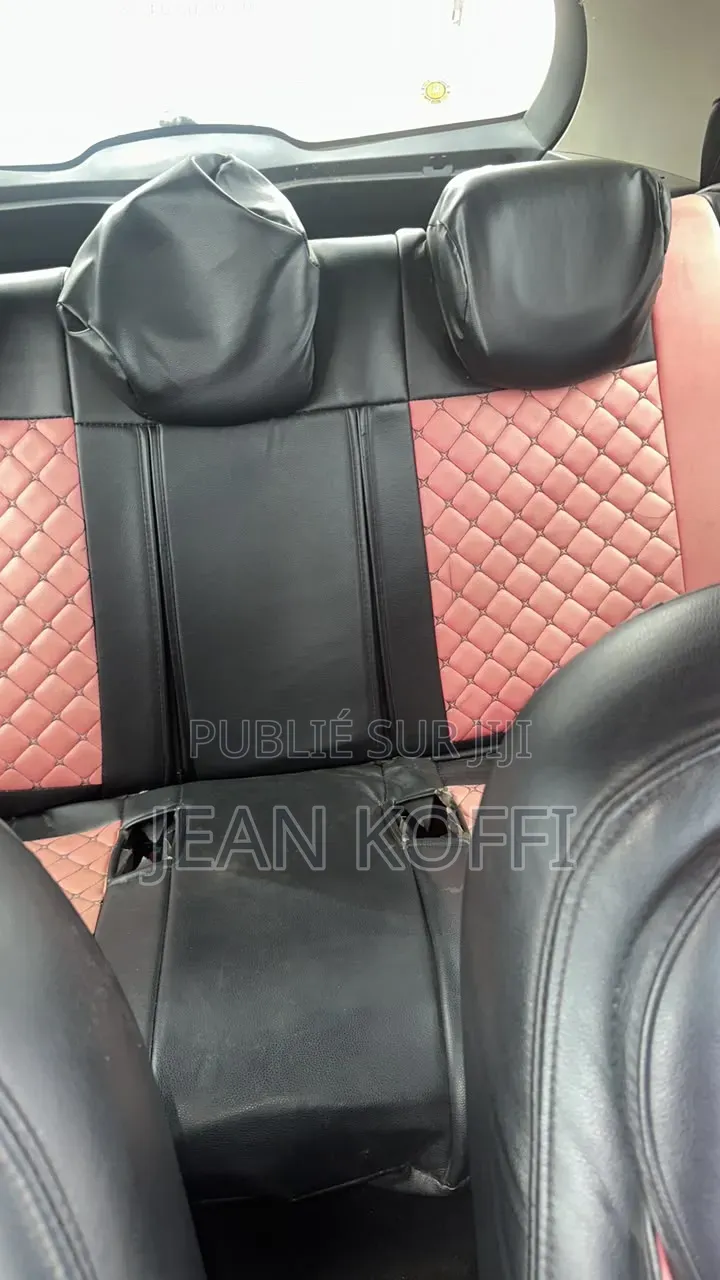 Renault Clio 2010 Noir
