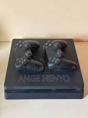 Console PS4 Slim