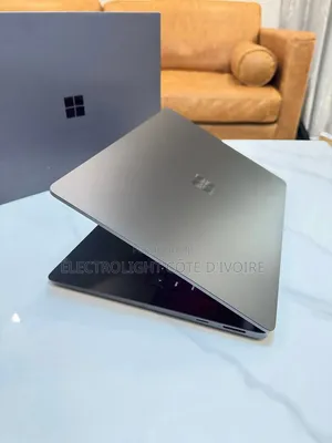Nouveau Microsoft Surface Laptop 7 32GB Qualcomm Snapdragon X Elite 1T