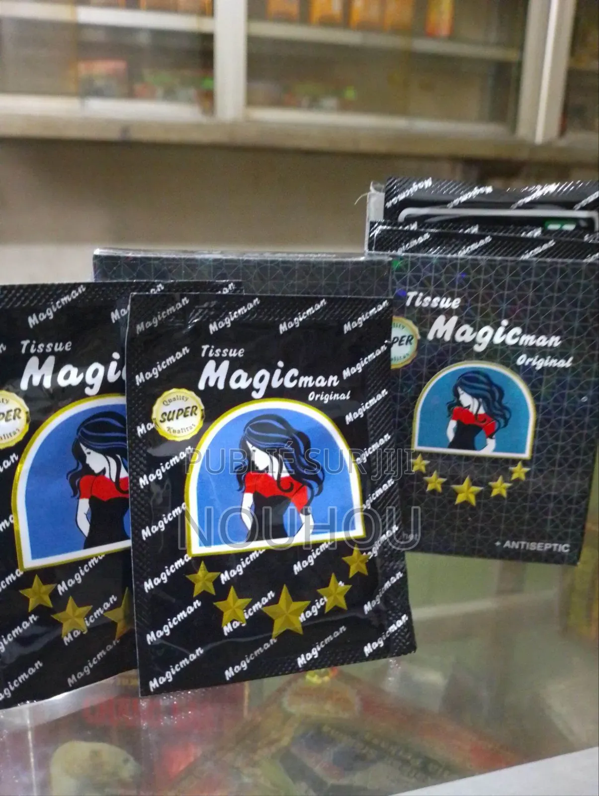 Tissues Magic