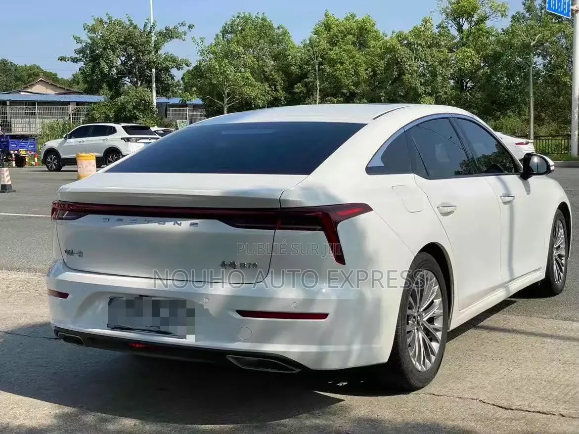 Bestune T77 1.2 FWD 2022 Blanc