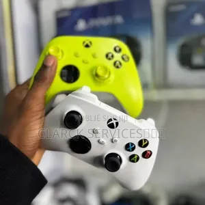 Manette Xbox Disponible