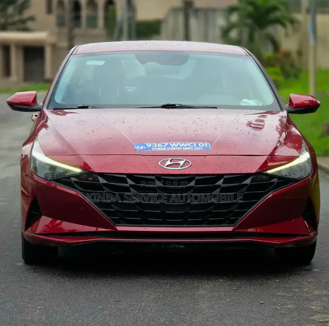 Hyundai Elantra 2022 Rouge