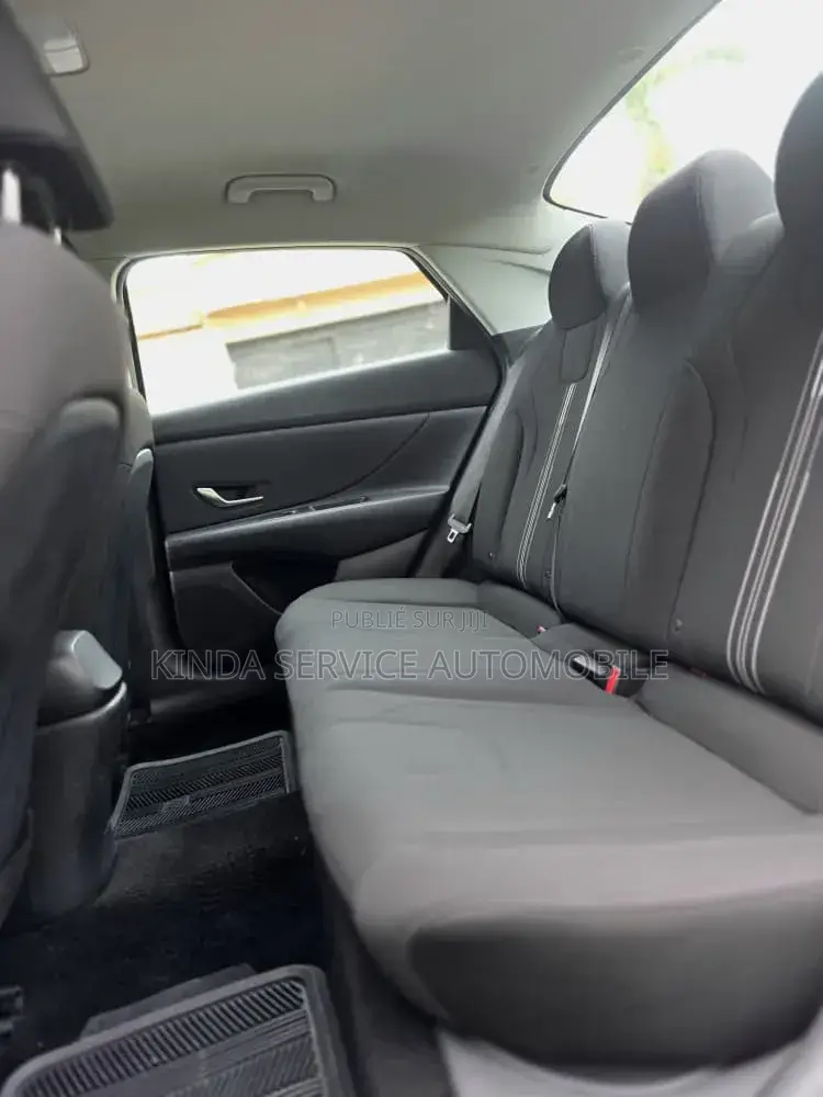 Hyundai Elantra 2022 Rouge