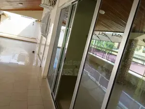 5chbre Duplex dans Roberson, Cocody à Louer