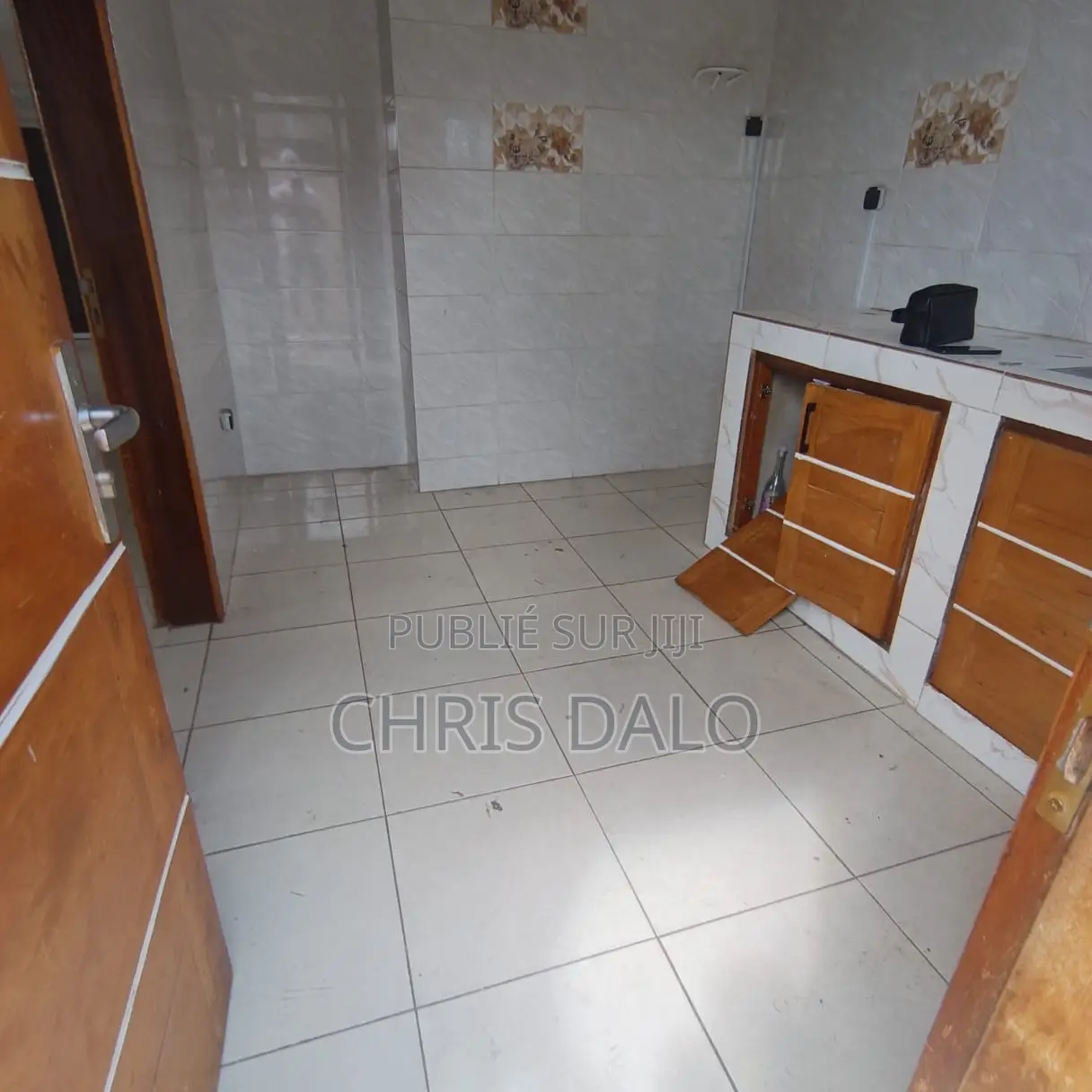 3chbre Appartement dans Fabrice Legre, Cocody à Louer