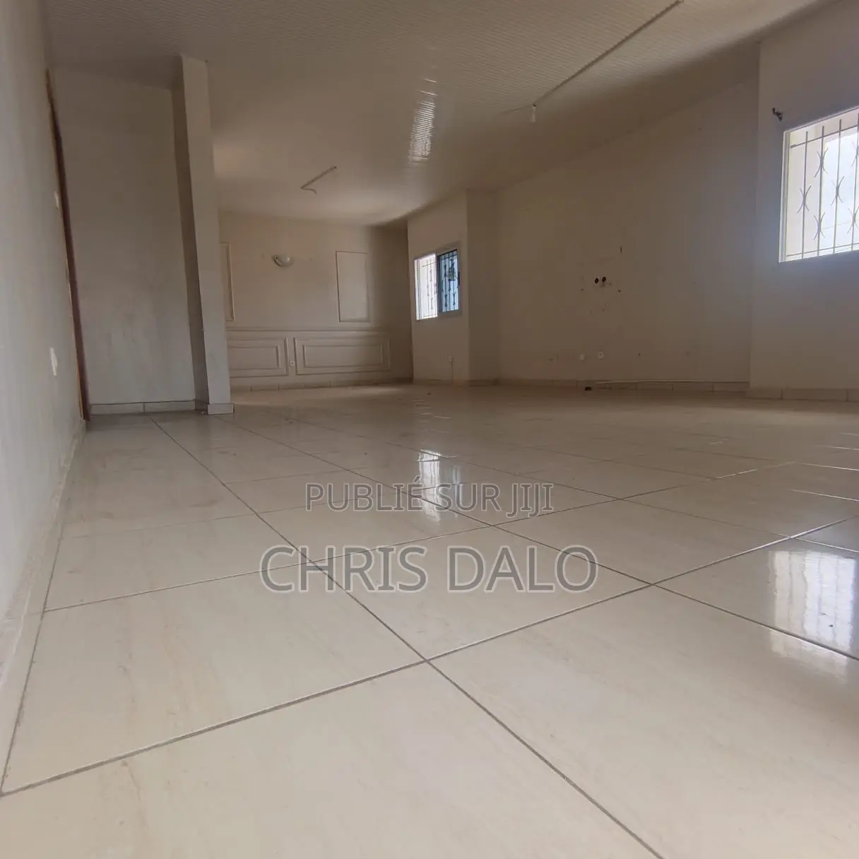 3chbre Appartement dans Fabrice Legre, Cocody à Louer