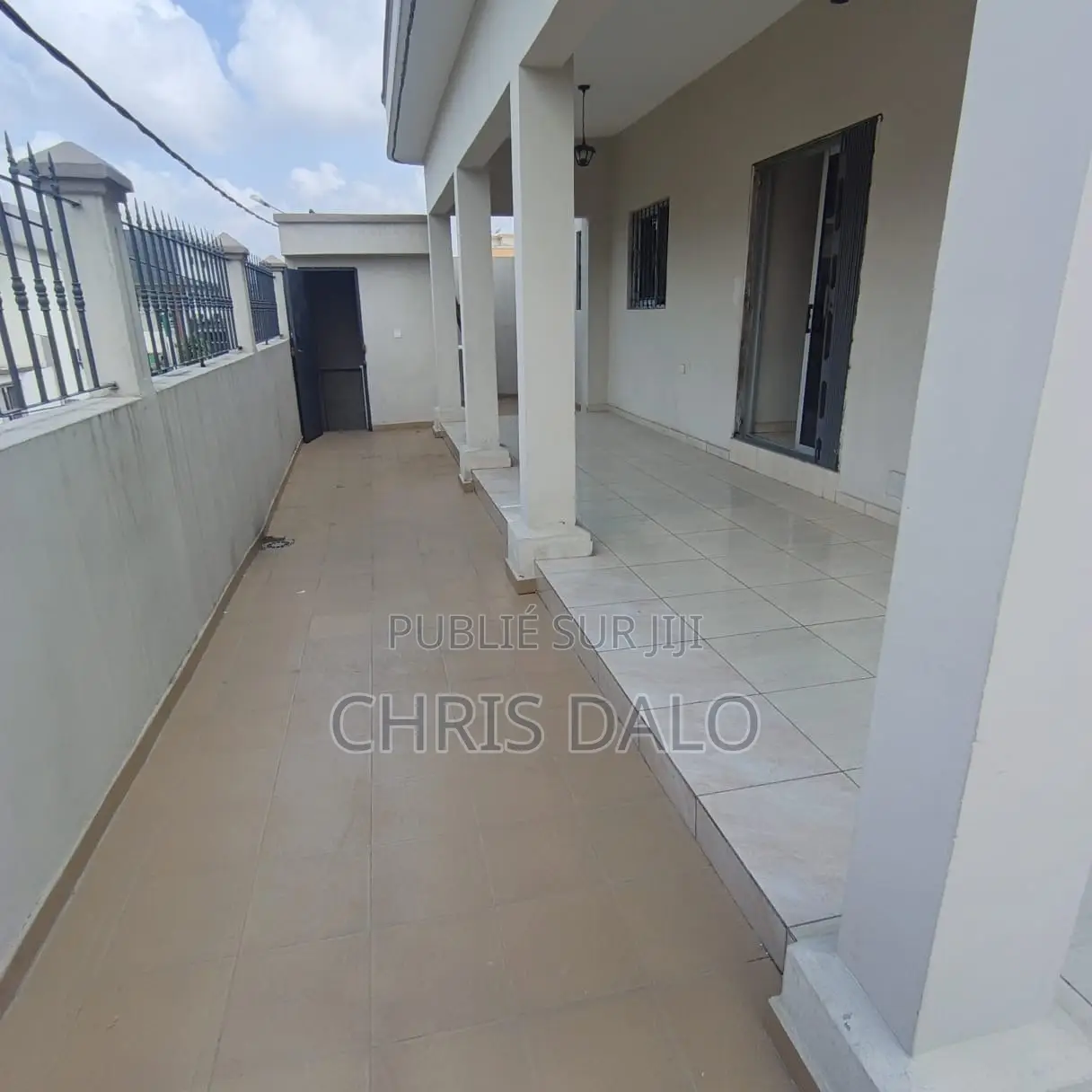3chbre Appartement dans Fabrice Legre, Cocody à Louer
