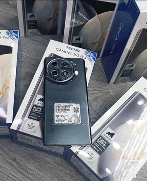 Nouveau Tecno Camon 30S Pro 256 GB Autre