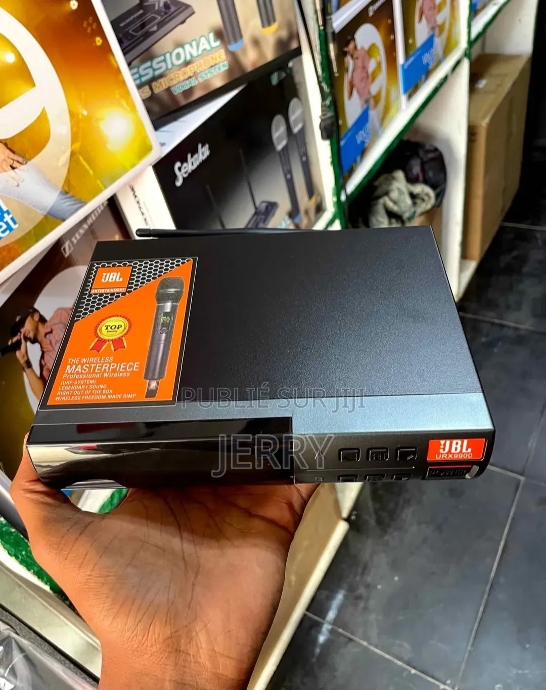 Micro San Fil JBL Urx9900