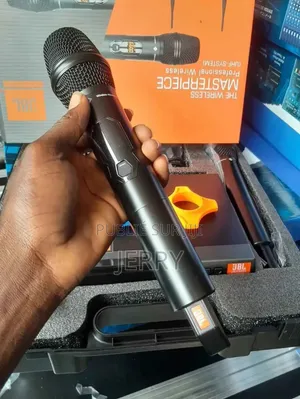 Micro San Fil JBL Urx9900