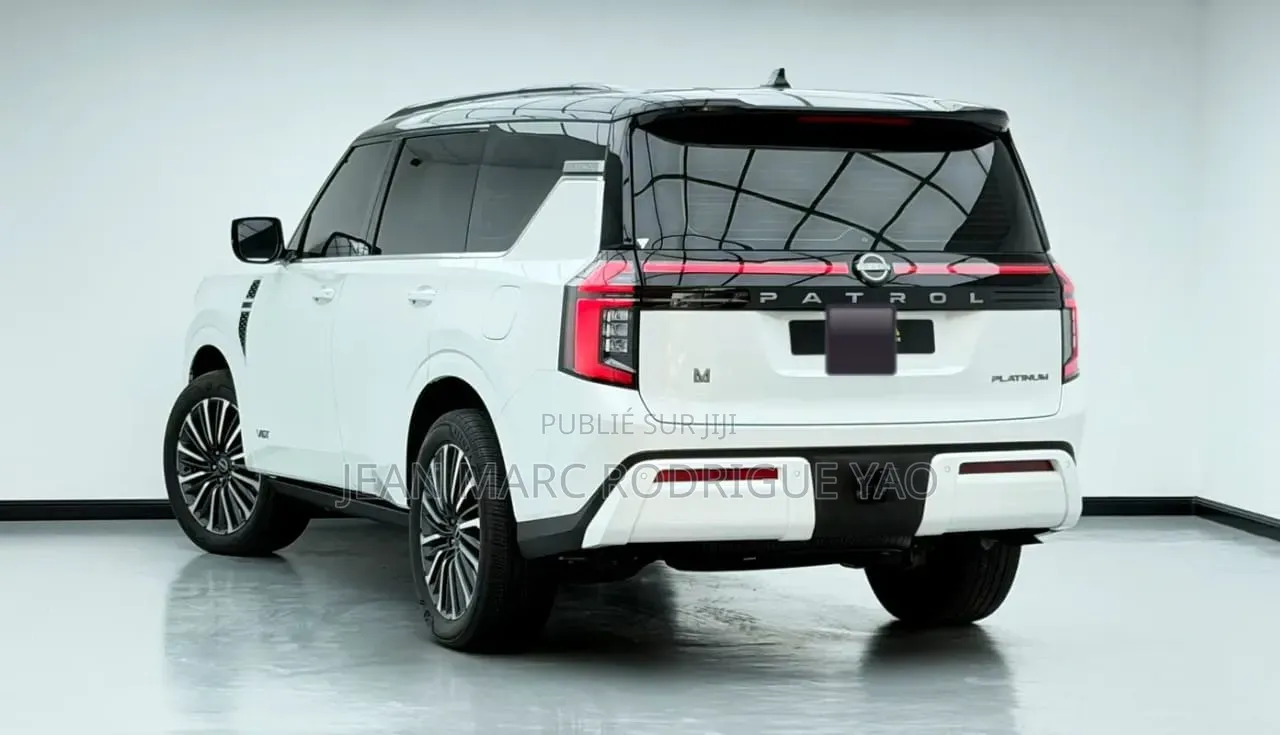 Nouveau Nissan Patrol 2025 Blanc cassé