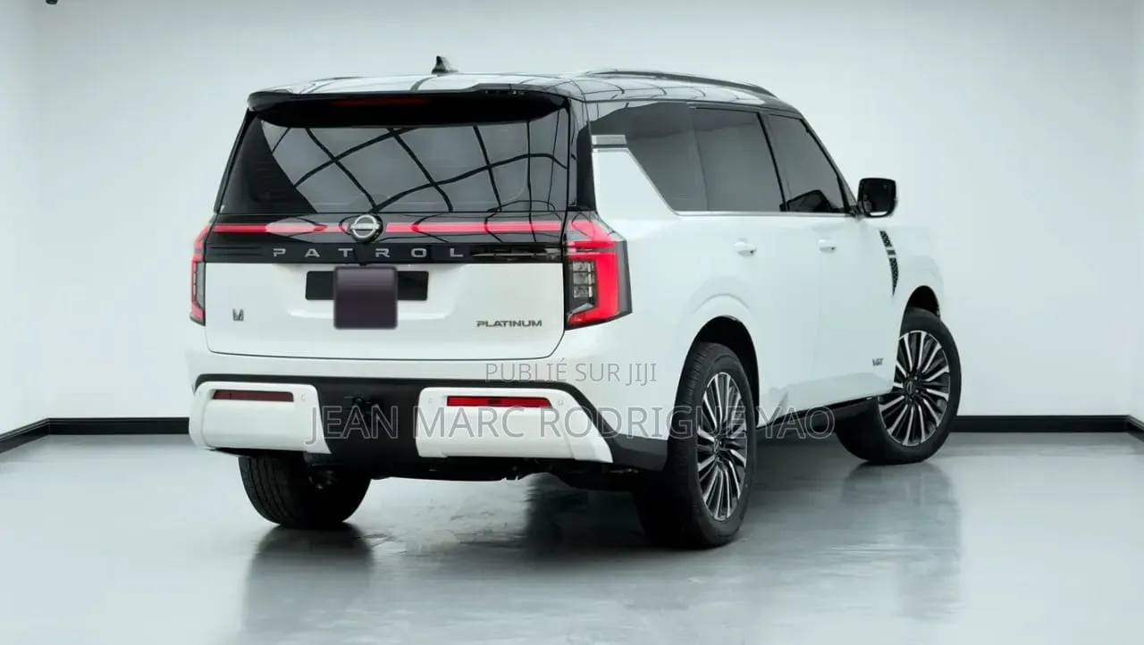Nouveau Nissan Patrol 2025 Blanc cassé