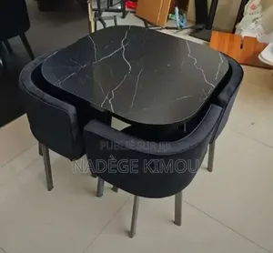 Table À Manger