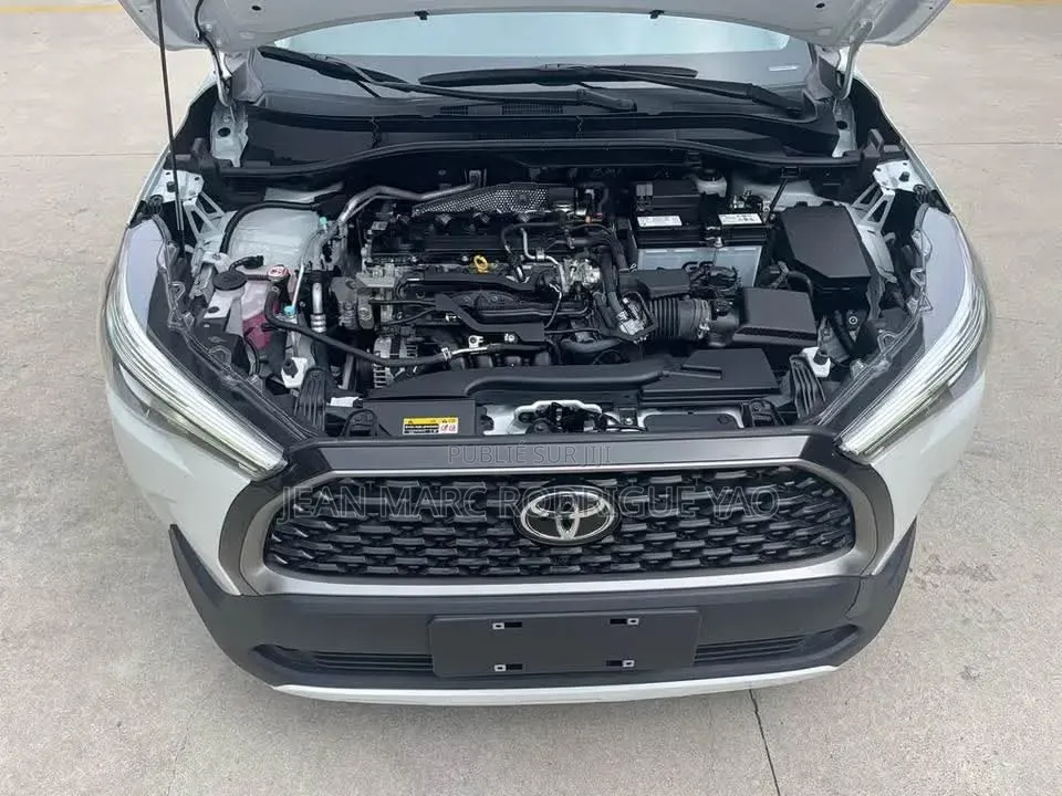 Nouveau Toyota Corolla 2026 Blanc cassé