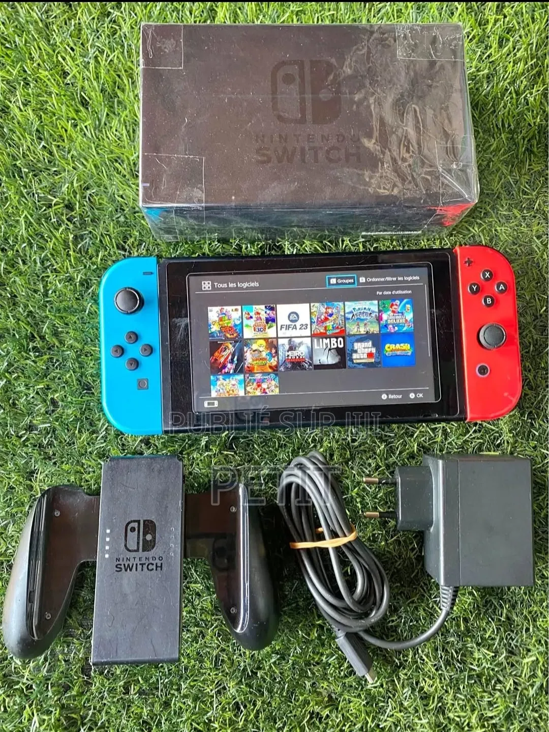 Nintendo Switch Craquer CASI NEUF
