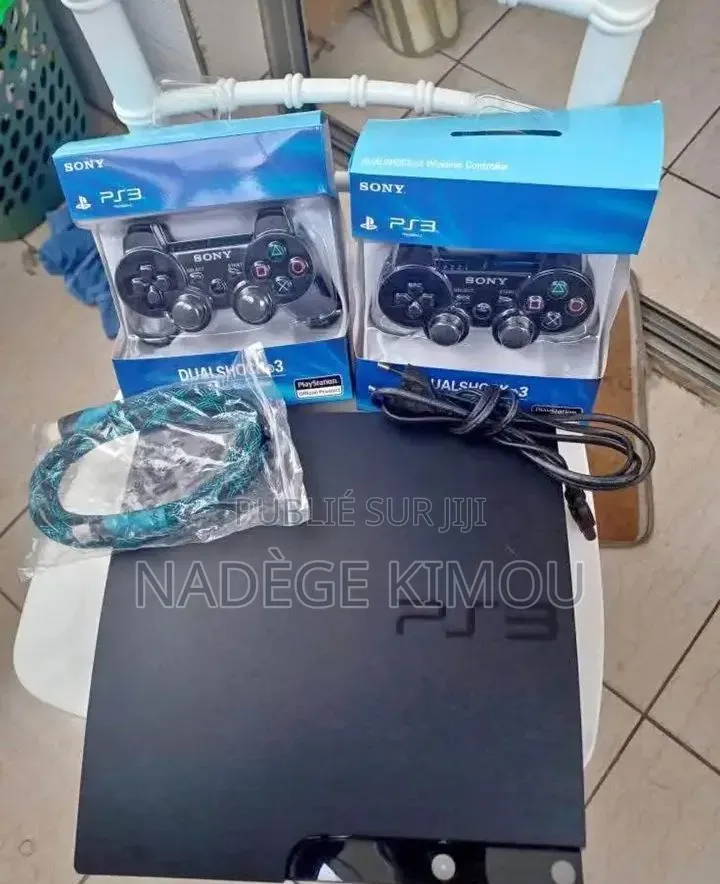 PlayStation 3 Avec 43 Jeux