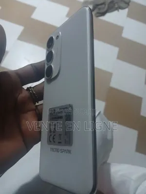 Tecno Spark 40 Pro+ 256 GB Autre