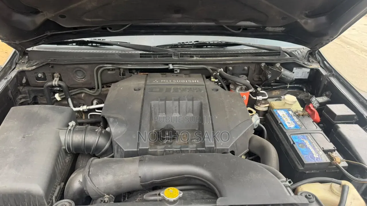 Mitsubishi Pajero 2005 Noir