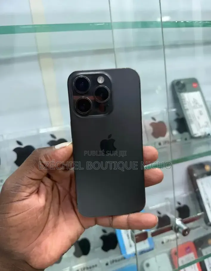 Nouveau Apple iPhone 15 Pro 512 GB Noir