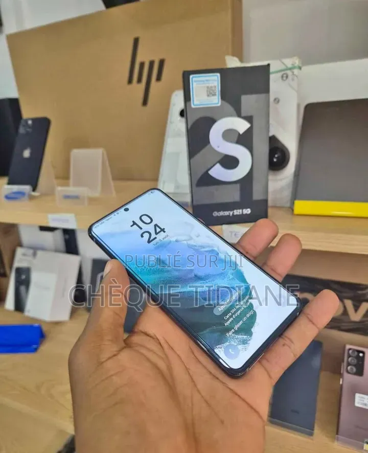 Nouveau Samsung Galaxy S21 5G 128 GB Blanc
