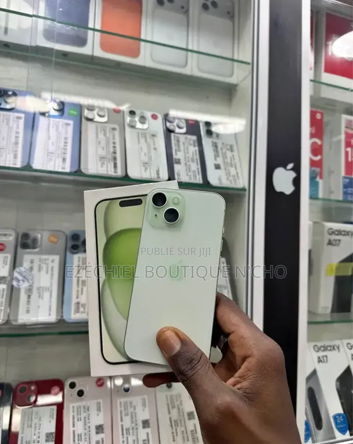 Nouveau Apple iPhone 15 512 GB Vert