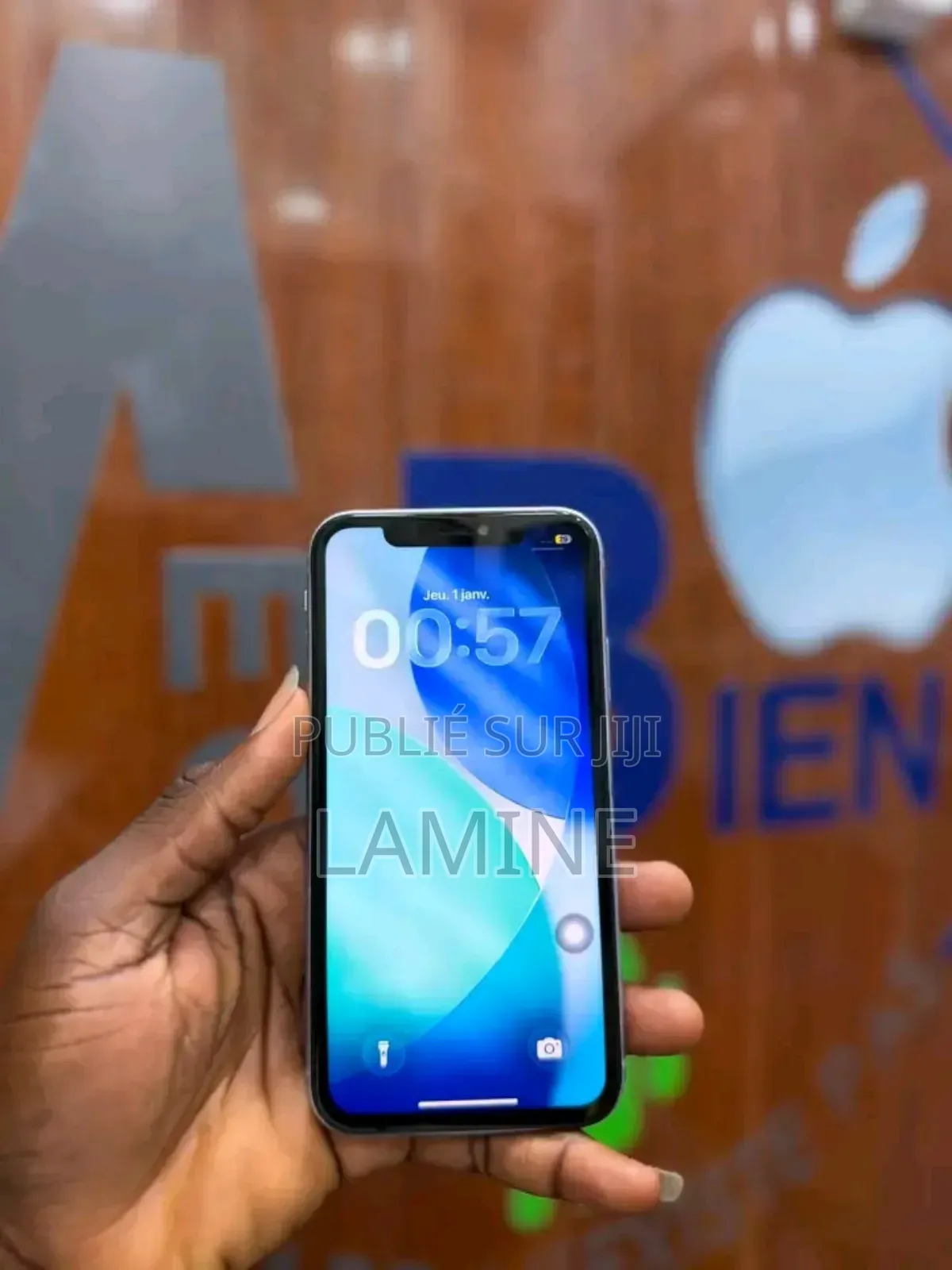 Nouveau Apple iPhone 11 64 GB Violet