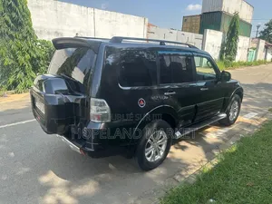 Mitsubishi Pajero 2025 Noir