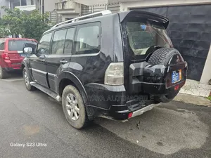 Mitsubishi Pajero 2012 Noir