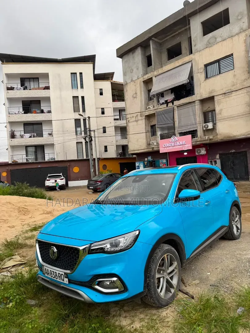 MG HS 2025 Bleu