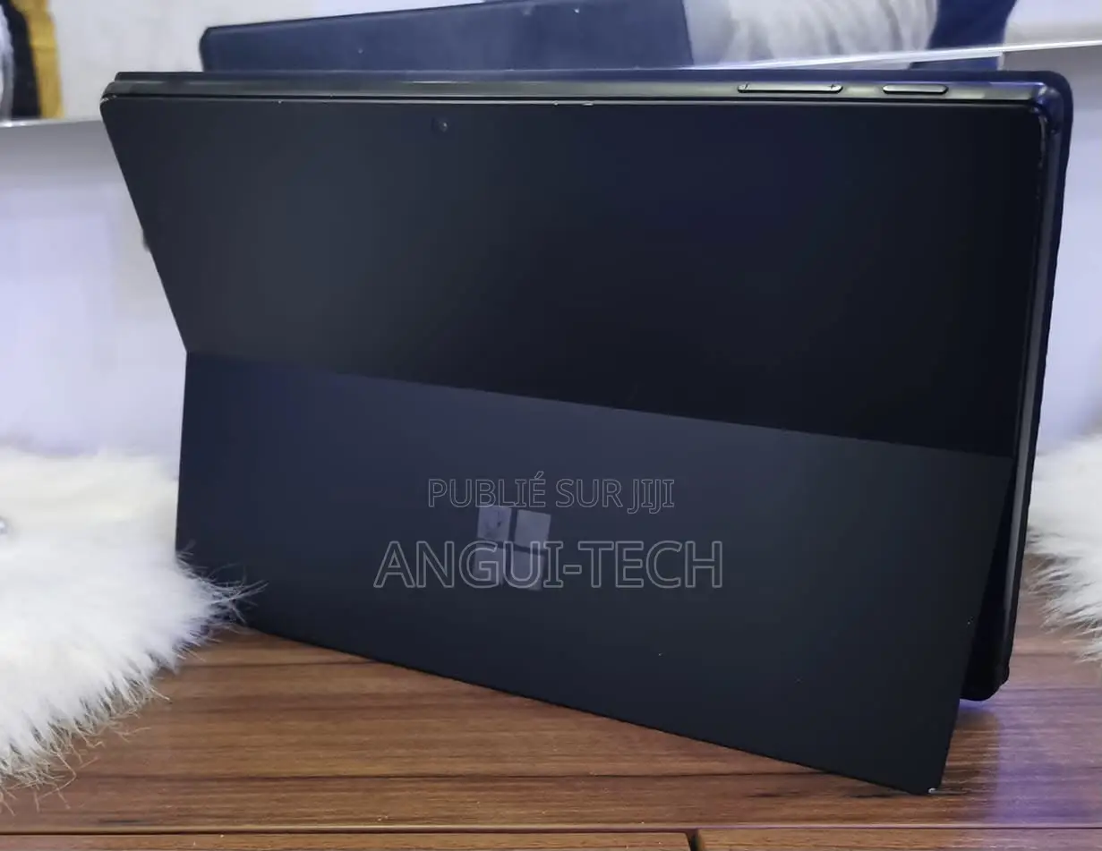 Microsoft Surface Pro 7+ 16GB Intel Core i7 SSD 256GB