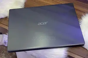 Ordinateur portable Acer TravelMate 16GB AMD Ryzen 7 SSD 512GB