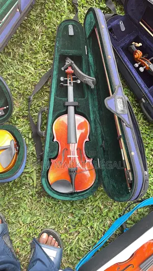 Violon ,Violoncelle Et Contrebasse