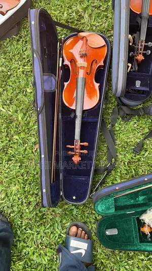 Violon ,Violoncelle Et Contrebasse