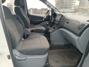 Hyundai H200 2020 Blanc
