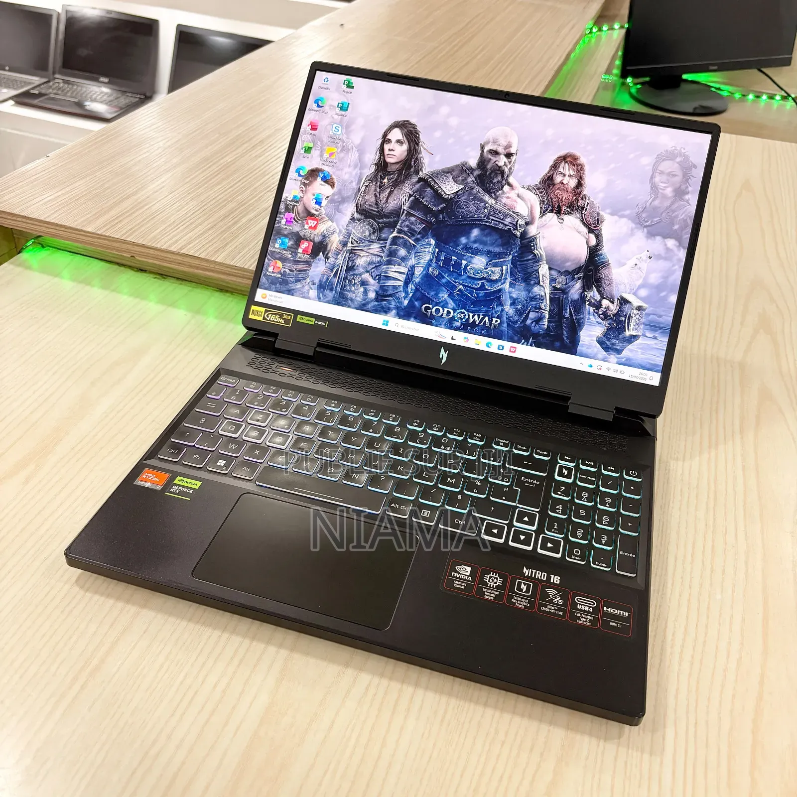 Nouveau Ordinateur portable Acer Nitro V 16 32GB AMD Ryzen 7 SSD 1T