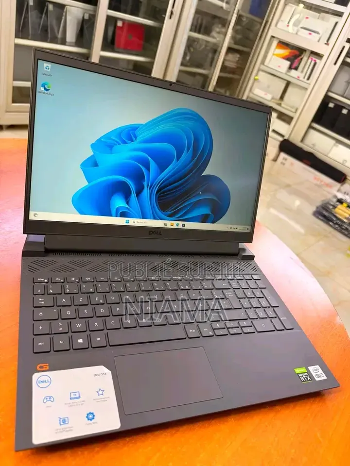 Nouveau Ordinateur portable Dell G15 5515 16GB Intel Core i5 SSD 512GB
