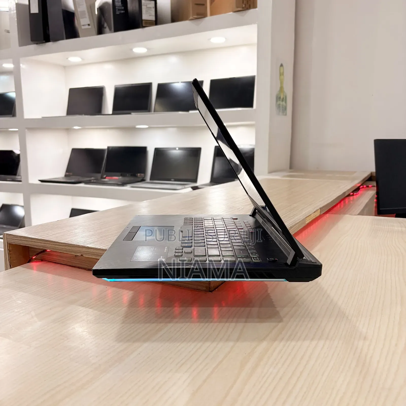 Nouveau Asus ROG Strix GL503 16GB Intel Core i7 SSD 512GB