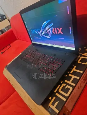 Nouveau Asus ROG Strix GL702VI 16GB Intel Core i5 HDD+SSD 1T