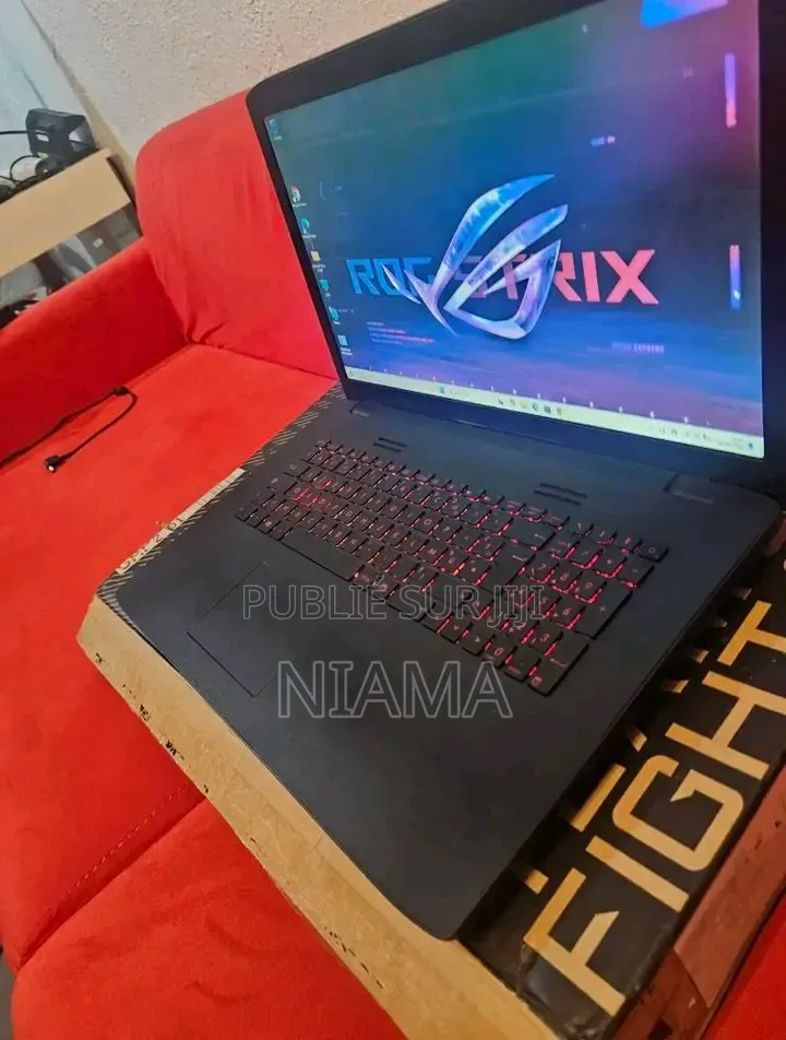 Nouveau Asus ROG Strix GL702VI 16GB Intel Core i5 HDD+SSD 1T