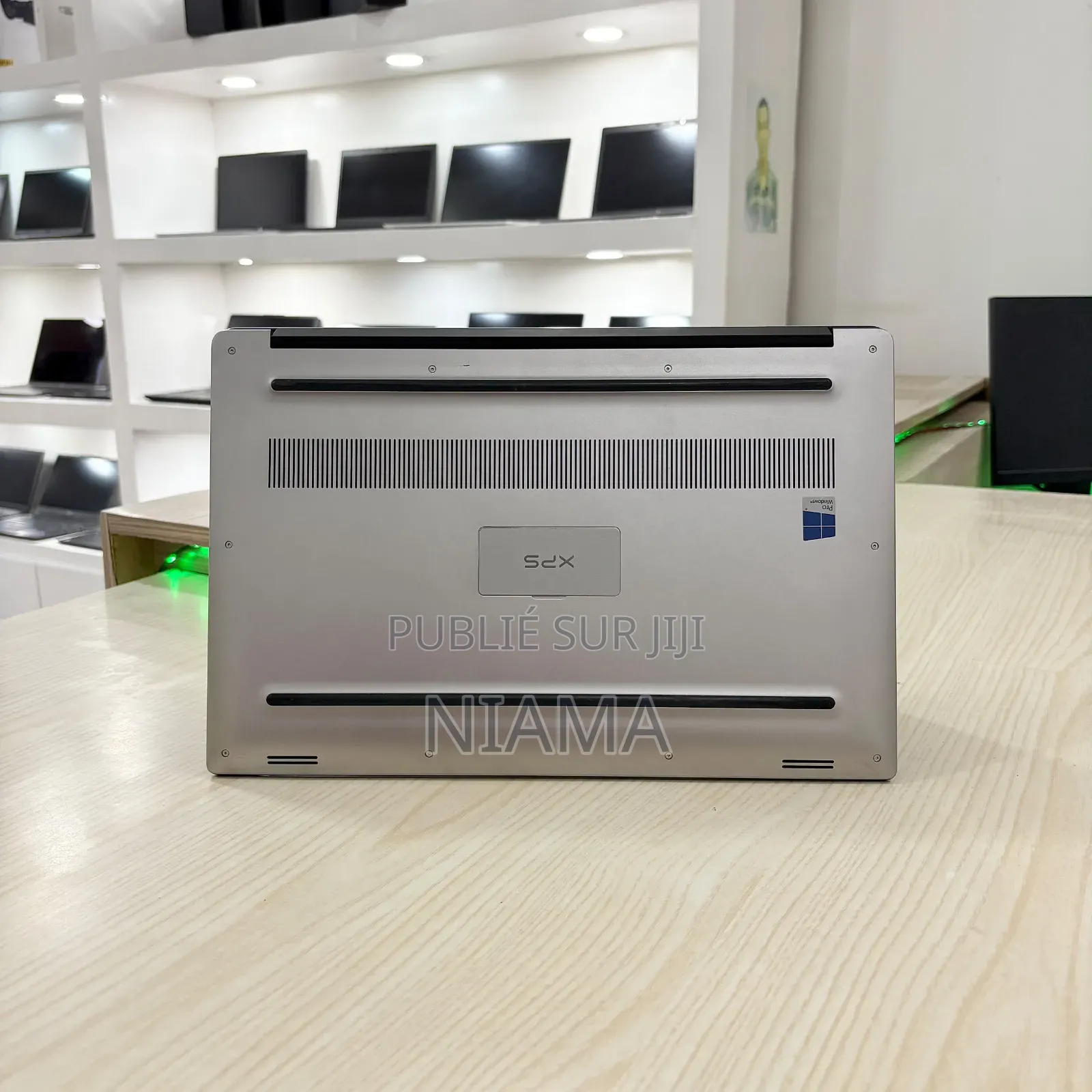 Nouveau Dell XPS 15 9560 16GB Intel Core i7 HDD+SSD 1T